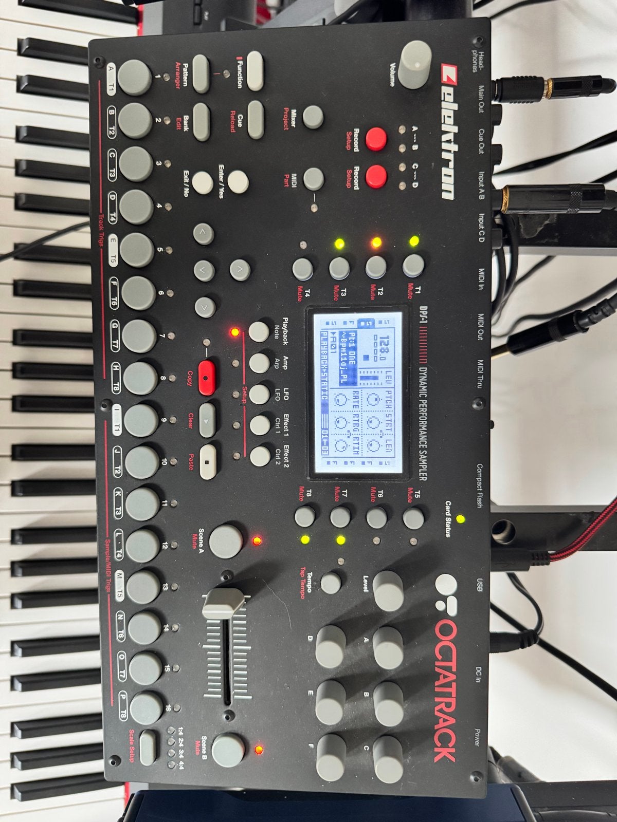 Elektron Octatrack DPS-1 Sampler, Overige merken, Gebruikt, Met midi-aansluiting, Overige aantallen