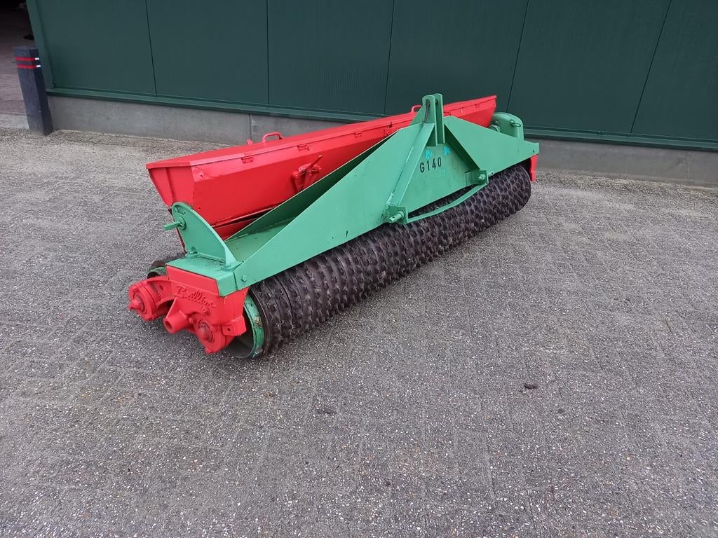 Gezocht!! Brillion zaaimachine doorzaaimachine, Ophalen, Zaaien, Planten of Poten