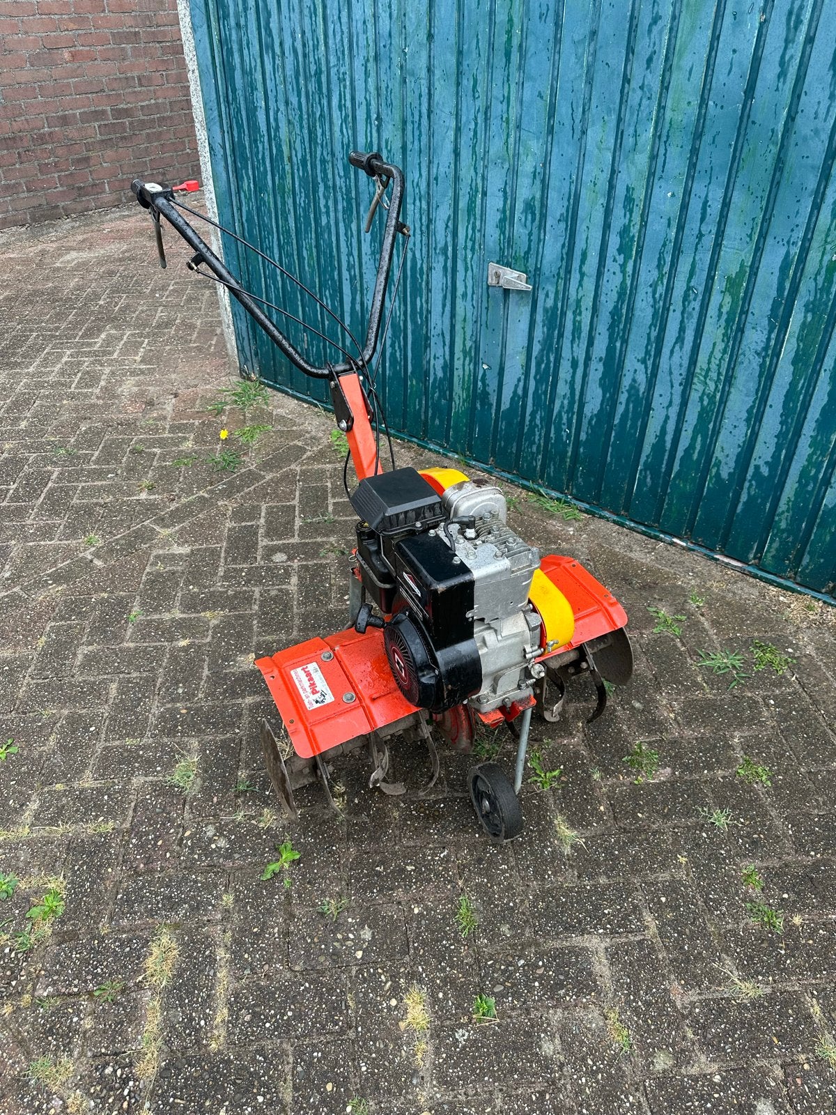 Tuinfrees met Briggs & Stratton 5 PK motor, Doe-het-zelf en Verbouw, Gereedschap | Freesmachines, Gebruikt, Benzine, Tuinfrees