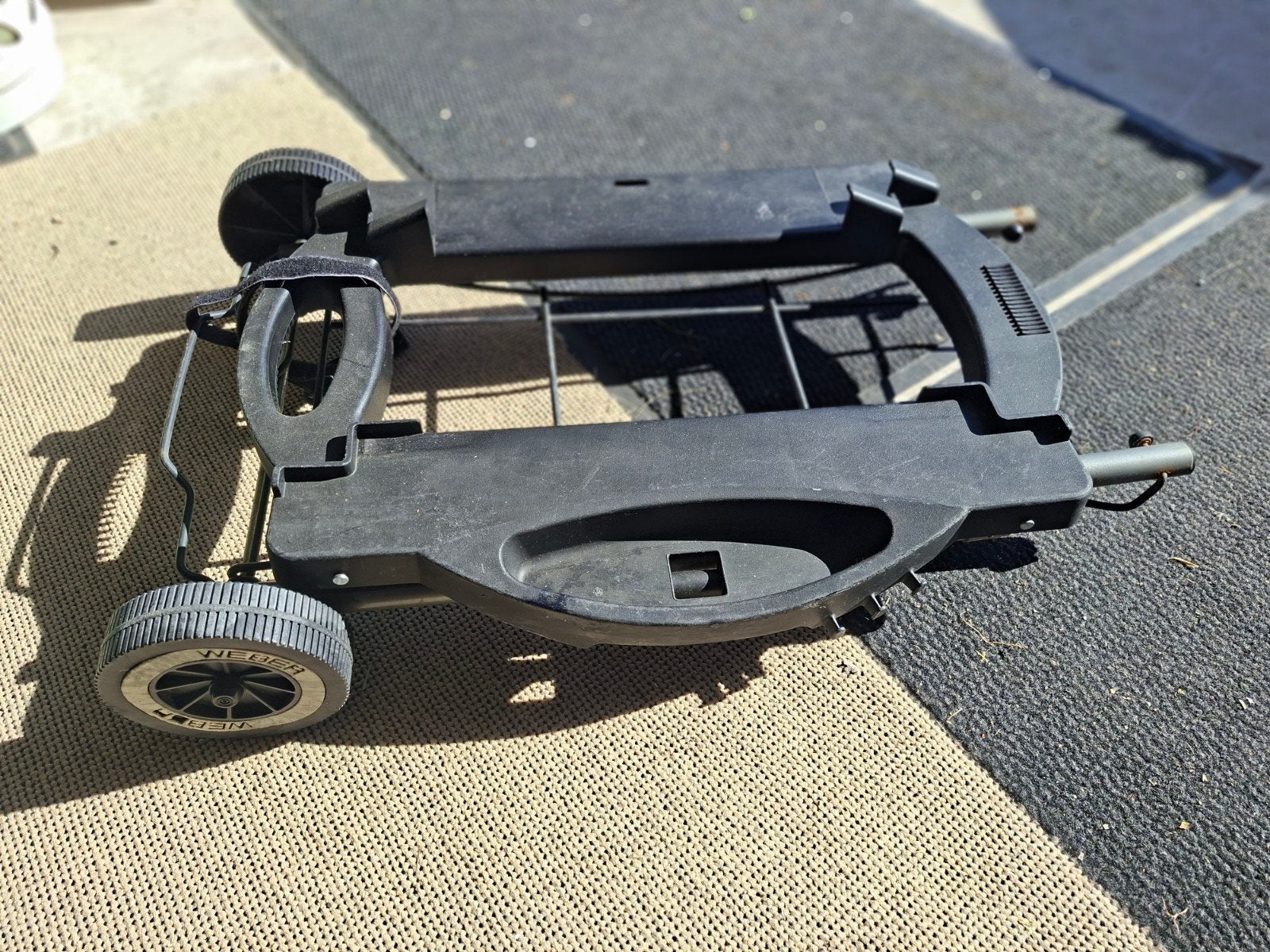 Weber BBQ standaard/onderstel met wielen, Ophalen of Verzenden, Gebruikt, Weber