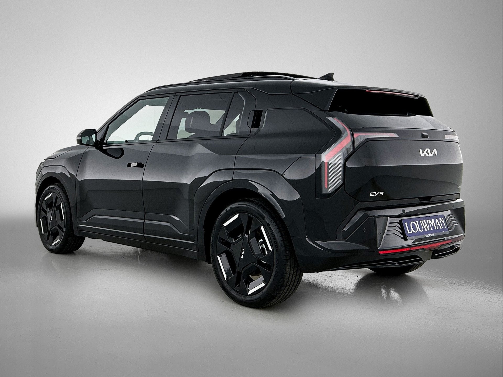Kia EV3 GT-Line 81.4 kWh | Company Car | 10 Jaar Garantie |, Auto's, 510 min, Grijs, 204 pk, 1000 kg