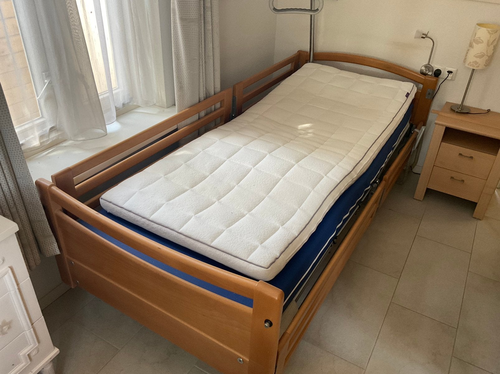 Hoog/laag thuiszorg bed te koop, Ophalen, Verstelbaar, 90 cm, Eenpersoons
