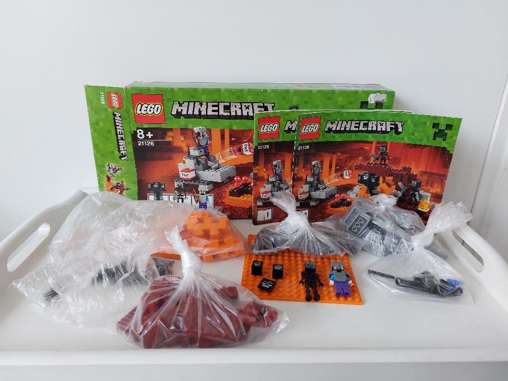 Lego Minecraft 21126 The Wither compleet met doos, Gebruikte blokjes met nopjes, Minecraft, Lego, Ophalen of Verzenden