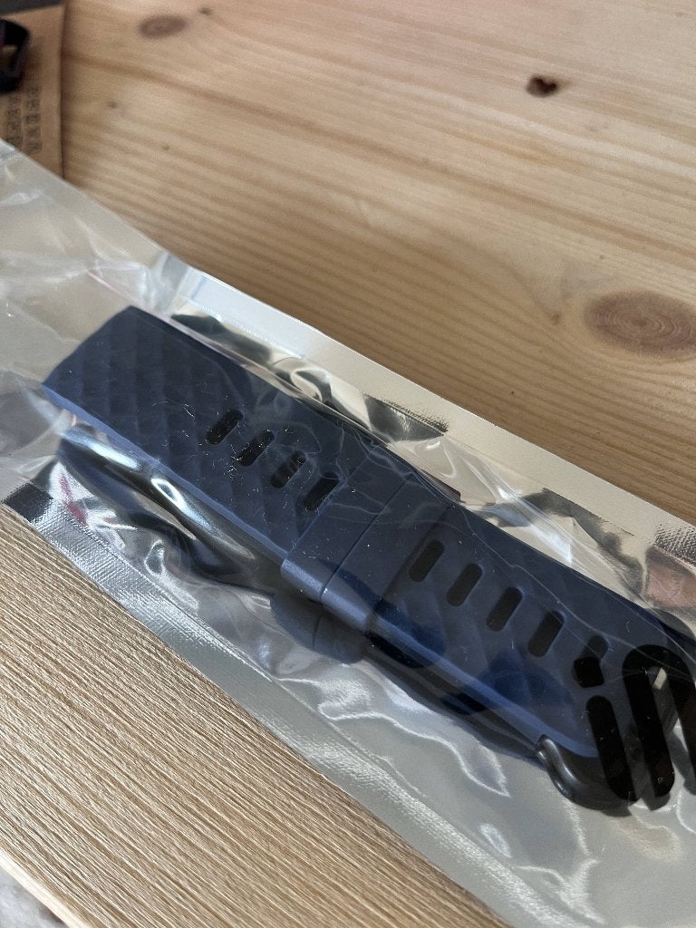 Strap-It Siliconen Bandje voor Fitbit Charge 3/4 (Maat S), Blauw, Nieuw, Ophalen of Verzenden, Fitbit