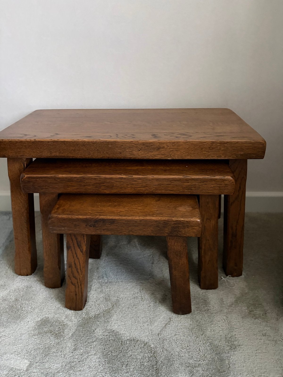 Set van 3 vintage eikenhouten bijzettafeltjes, Ophalen, Minder dan 45 cm, Minder dan 55 cm, Eiken