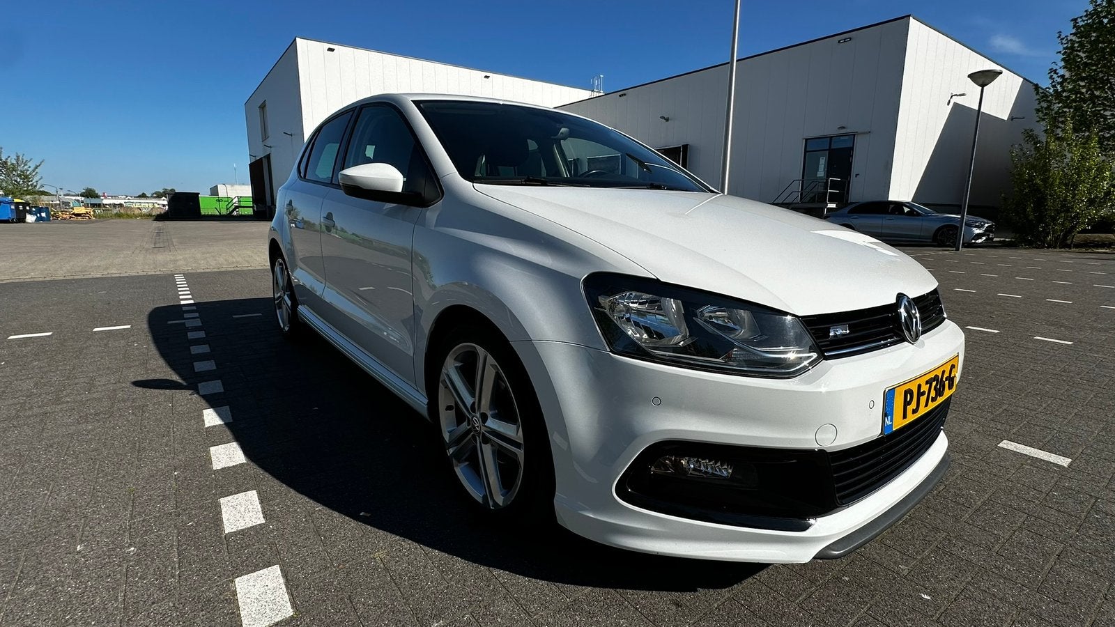 Volkswagen Polo 1.2 TSI 90PK R-Line |2017| 118.386 km, Auto's, Volkswagen, 40 €/maand, 4 cilinders, Wit, Origineel Nederlands