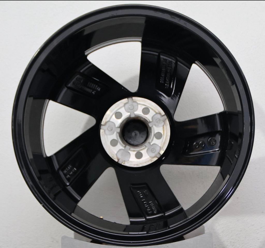 Originele Vw Polo 2G Gti  215 40 17 Milton Keynes 5x100, Auto-onderdelen, Banden en Velgen, Total car expert, Banden en Velgen