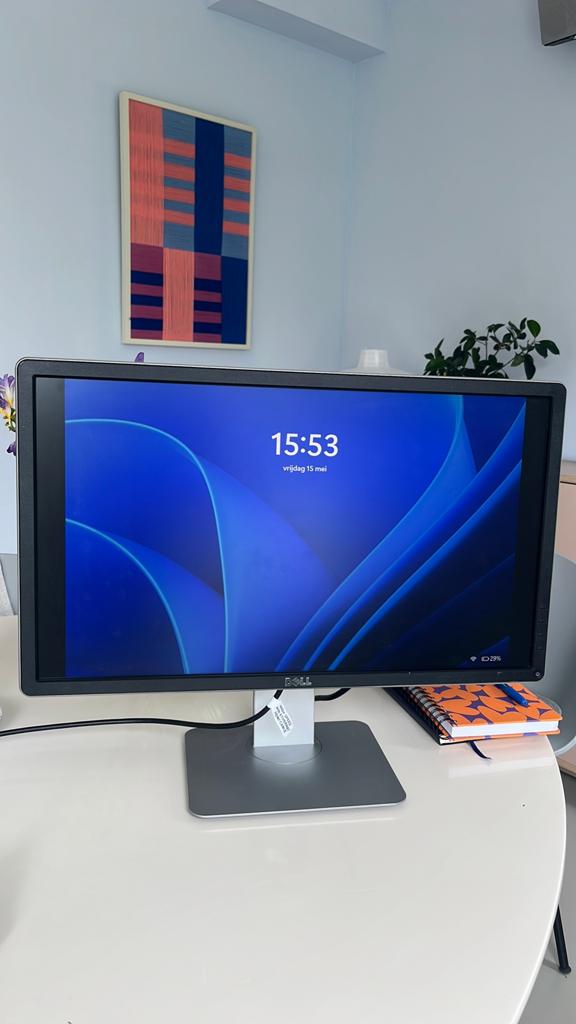 DELL monitor (2 stuks beschikbaar), Computers en Software, Monitoren, Ophalen, HDMI, Full HD, Zo goed als nieuw