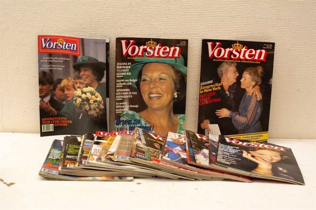 34 Vorsten boekjes 38987, Ophalen of Verzenden, Gelezen