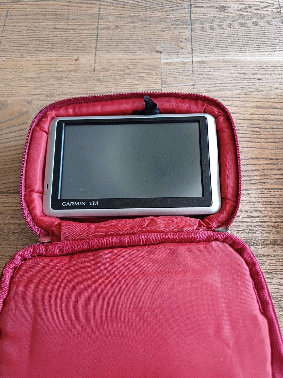 Garmin Nüvi 1300 navigatie, Ophalen