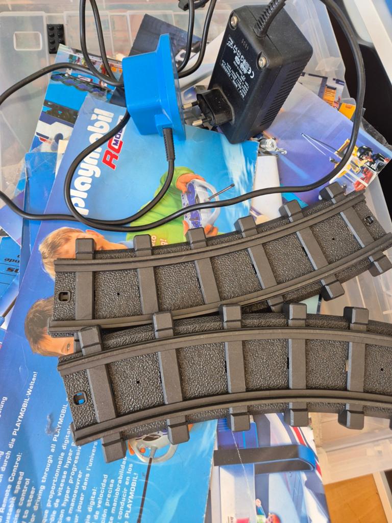 Playmobil treinen en rails, Ophalen