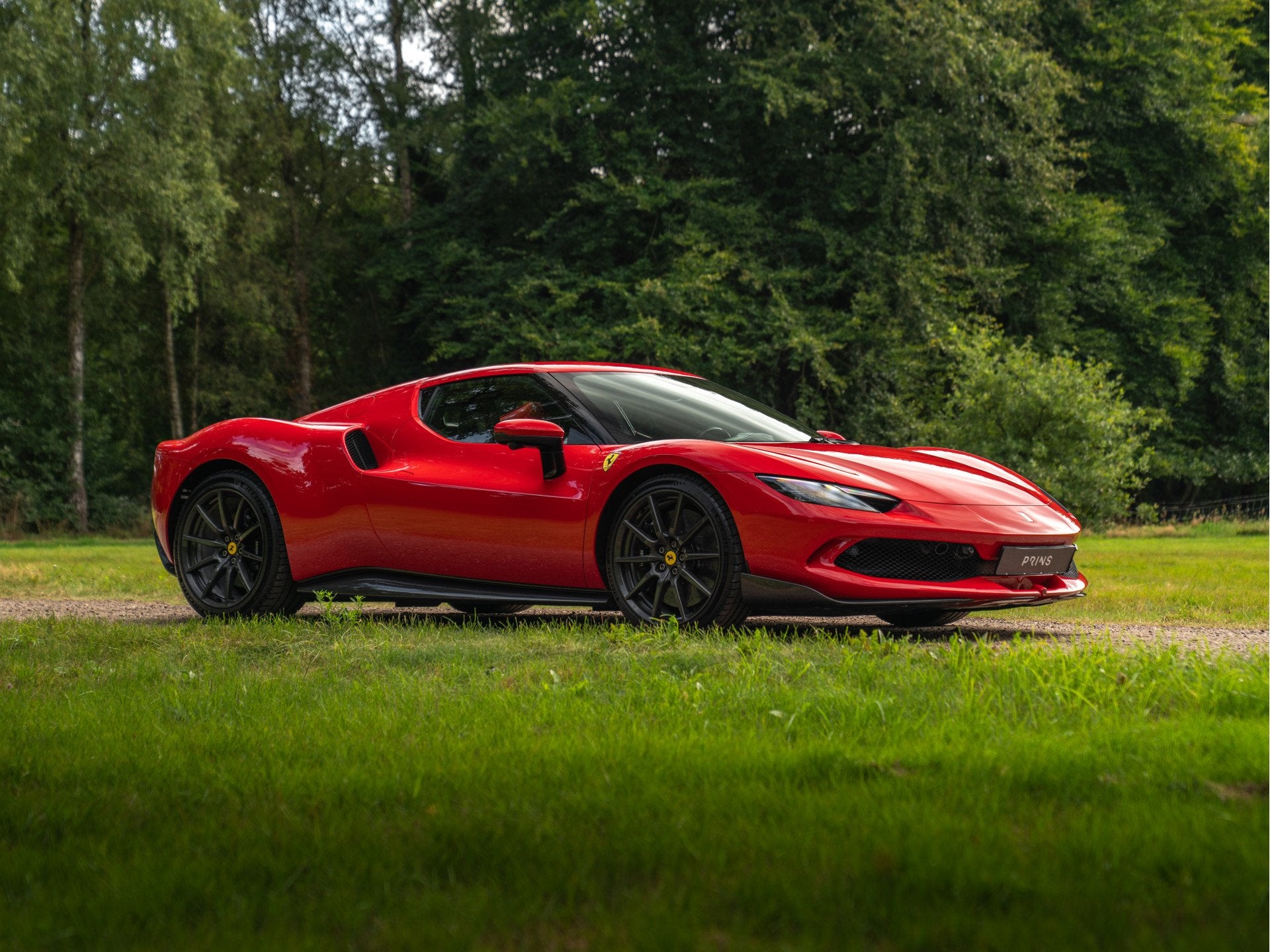 Ferrari 296 GTB 3.0 V6 Assetto Fiorano | Warranty 04-2029 |, Auto's, Achterwielaandrijving, Gebruikt, Met garantie (alle), Bedrijf