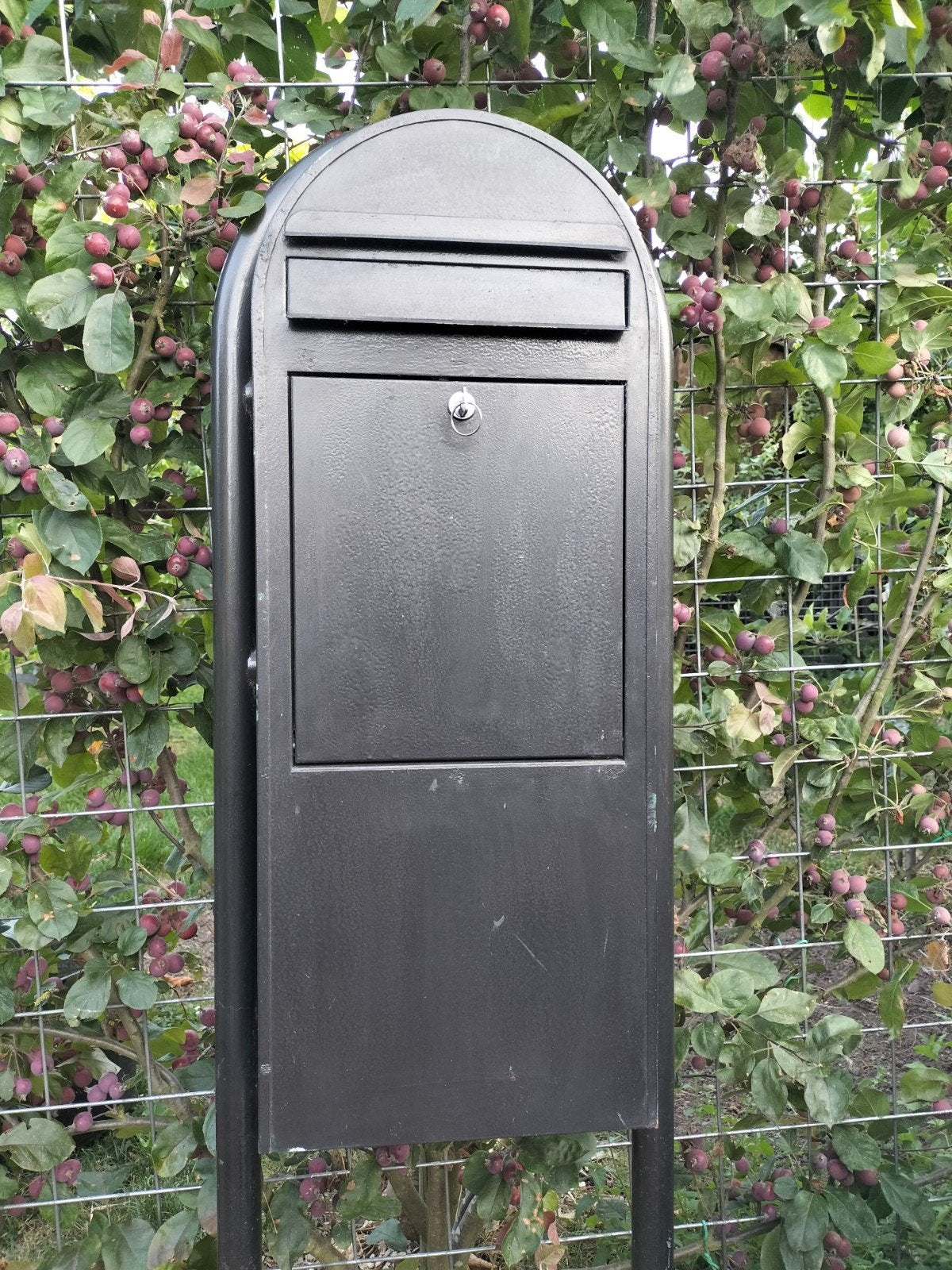 Brievenbus met Key, Ophalen of Verzenden, IJzer