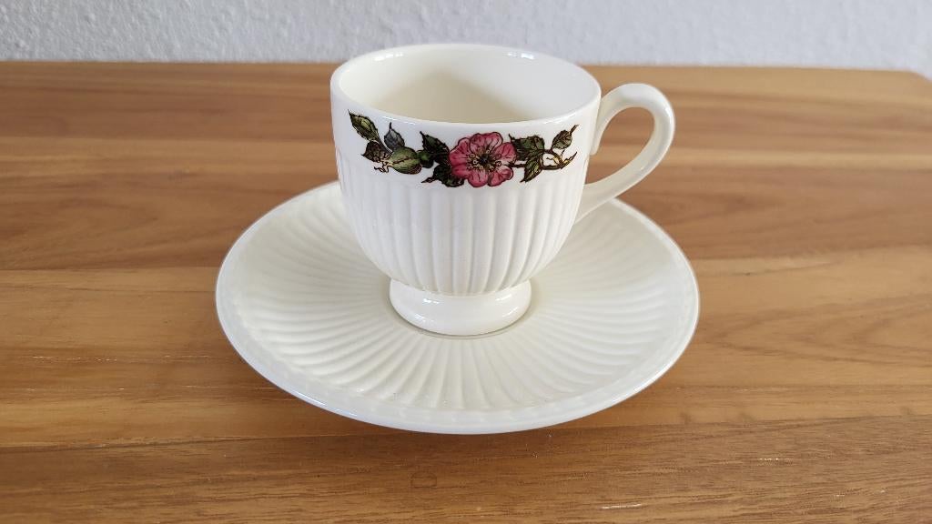 Wedgwood Briar Rose espresso kop en schotel, Ophalen, Zo goed als nieuw, Wedgwood, Kop(pen) en/of Schotel(s)