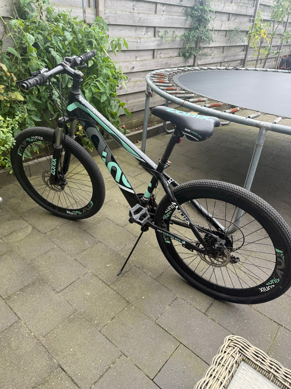 Zonix Mountainbike 28 inch met schijfremmen, Ophalen of Verzenden, Zo goed als nieuw, Schijfrem, Overige merken