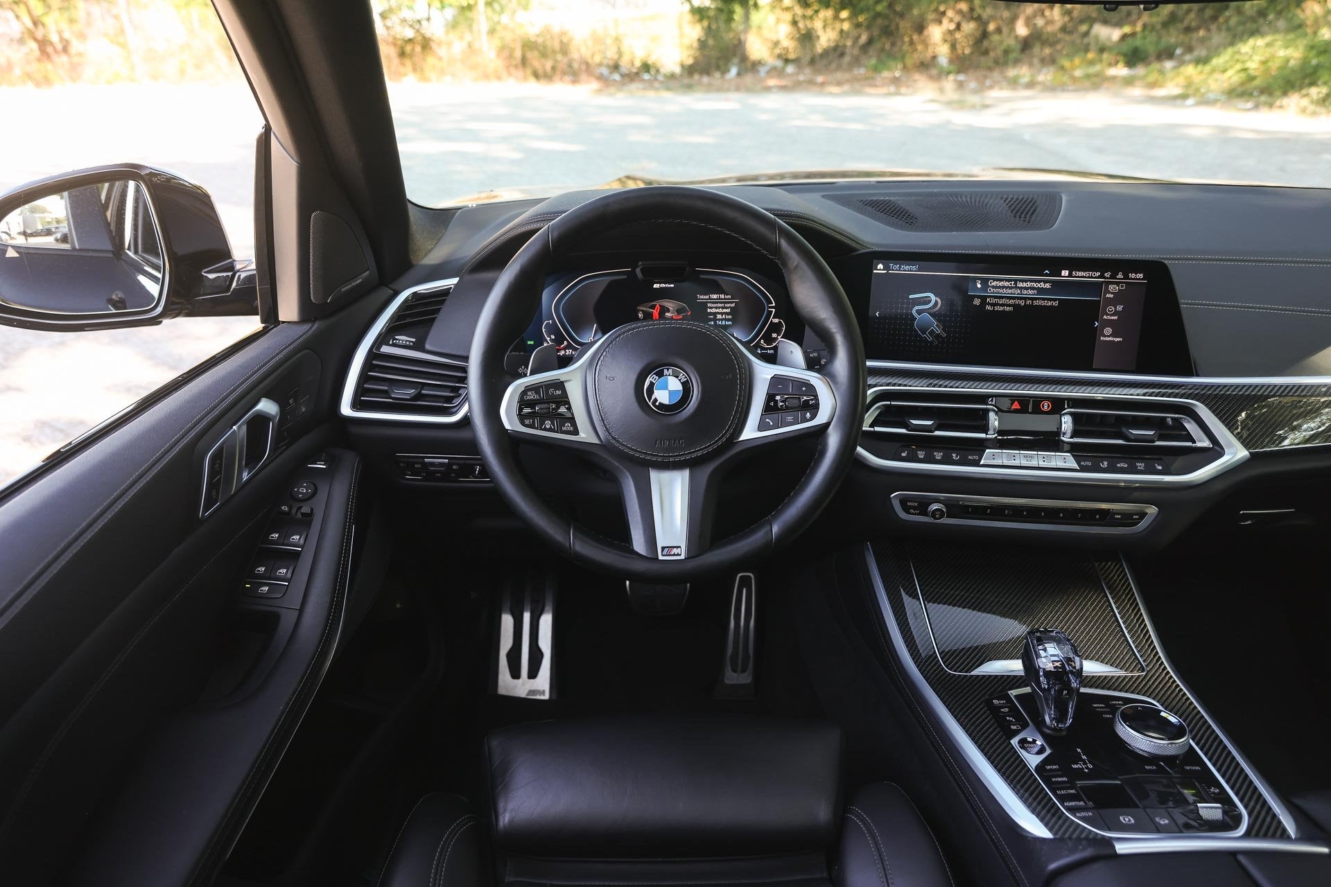 BMW X5 xDrive45e High Executive M Sport Automaat / Panoramad, Auto's, Dealer onderhouden, Gebruikt, 394 pk, Met garantie (alle)