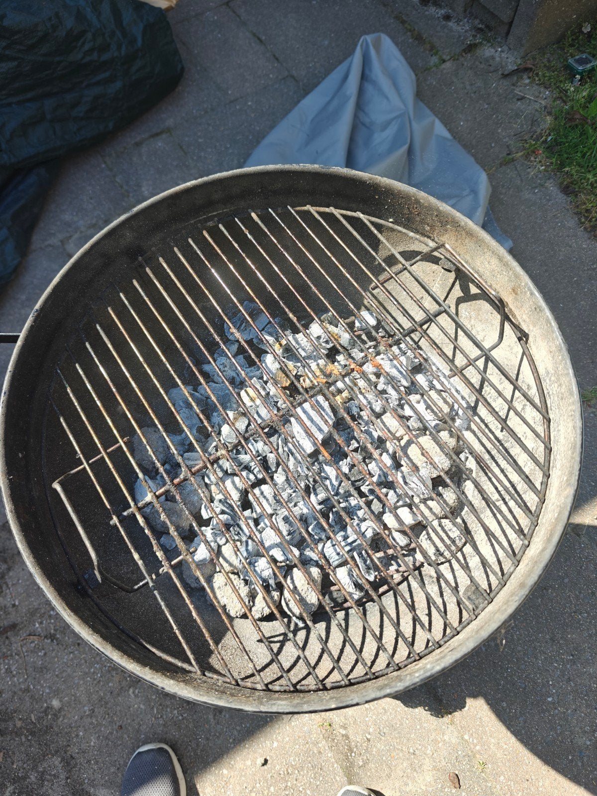 Weber BBQ met hoes - zelf schoonmaken, Ophalen, Gebruikt, Weber, Met accessoires