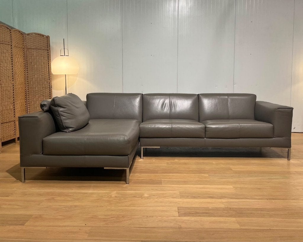 Design on Stock Aikon Hoekbank Taupe Leer Nieuwstaat, 250 tot 300 cm, Hoekbank, Design on Stock, Leer