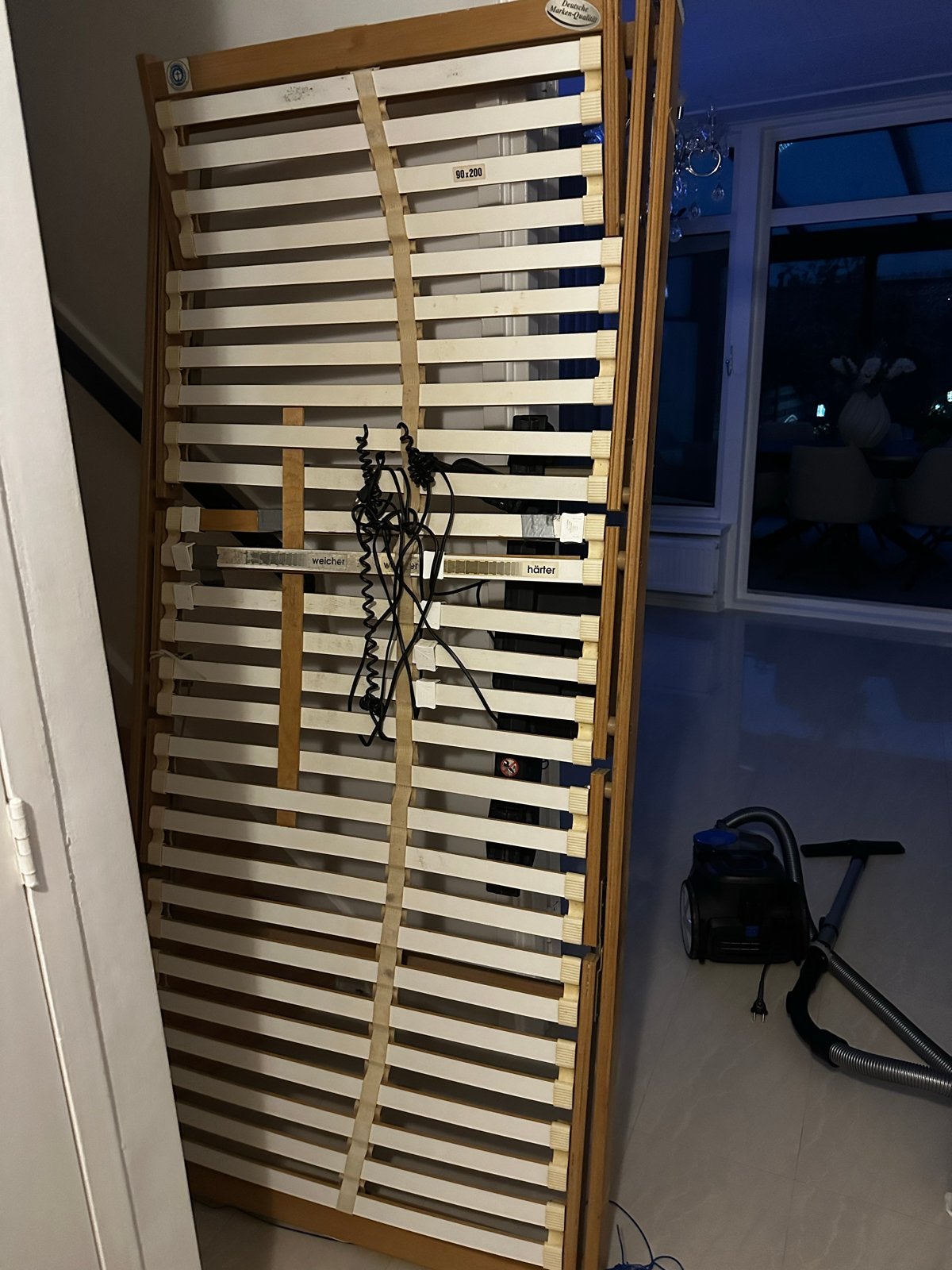 Elektrische lattenbodem 90x200 cm met afstandsbediening, Ophalen, Gebruikt, 90 cm, Eenpersoons