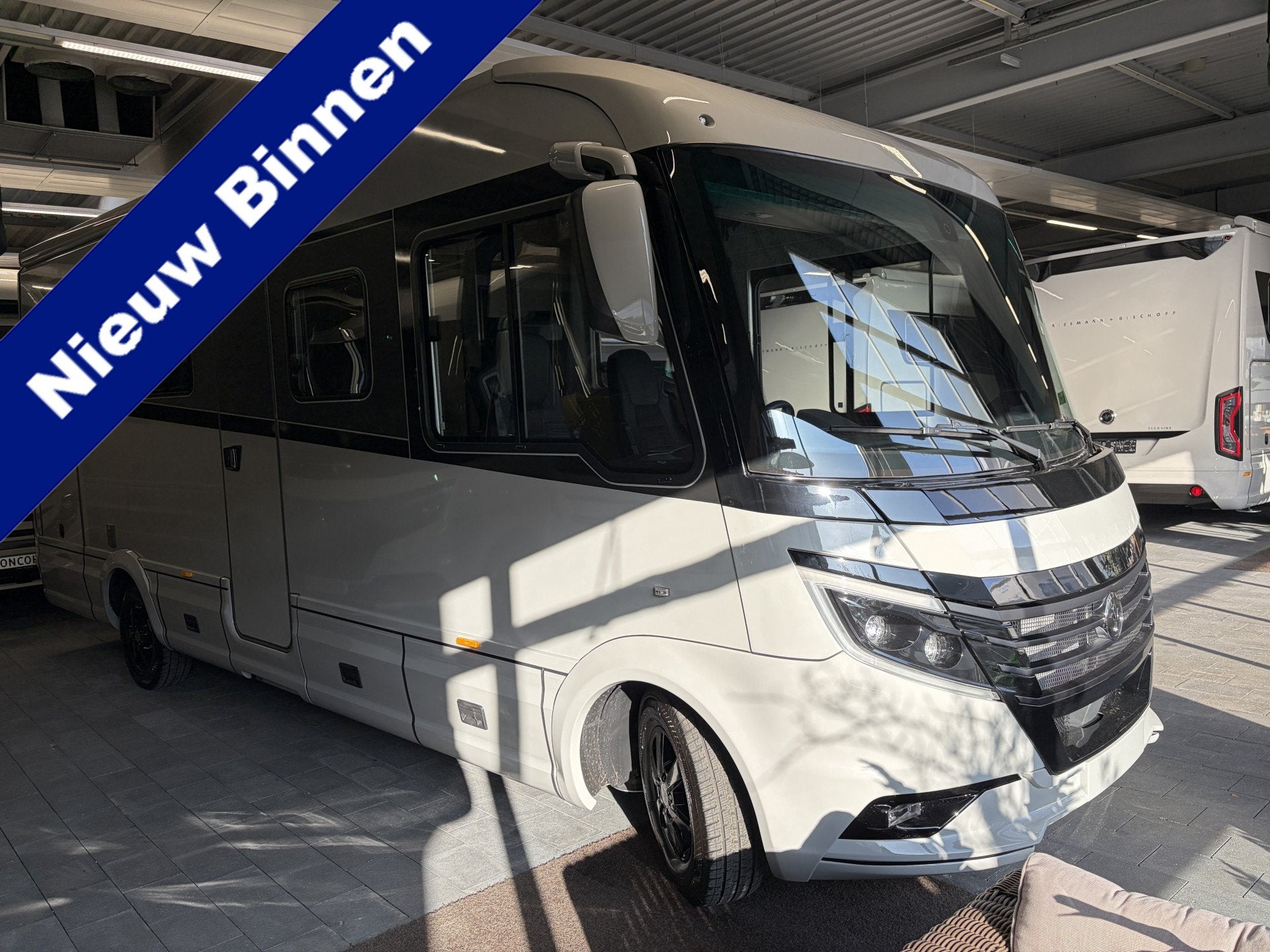 Caravans And Camping Niesmann