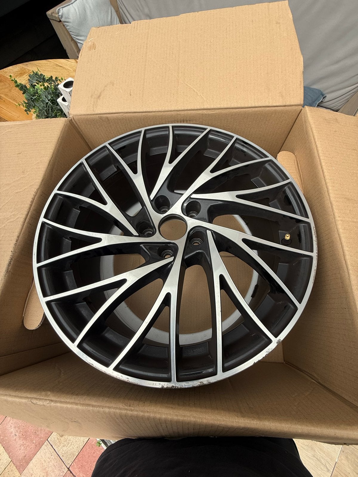 19 inch velg, Gebruikt, Velg(en), 235 mm, Zomerbanden