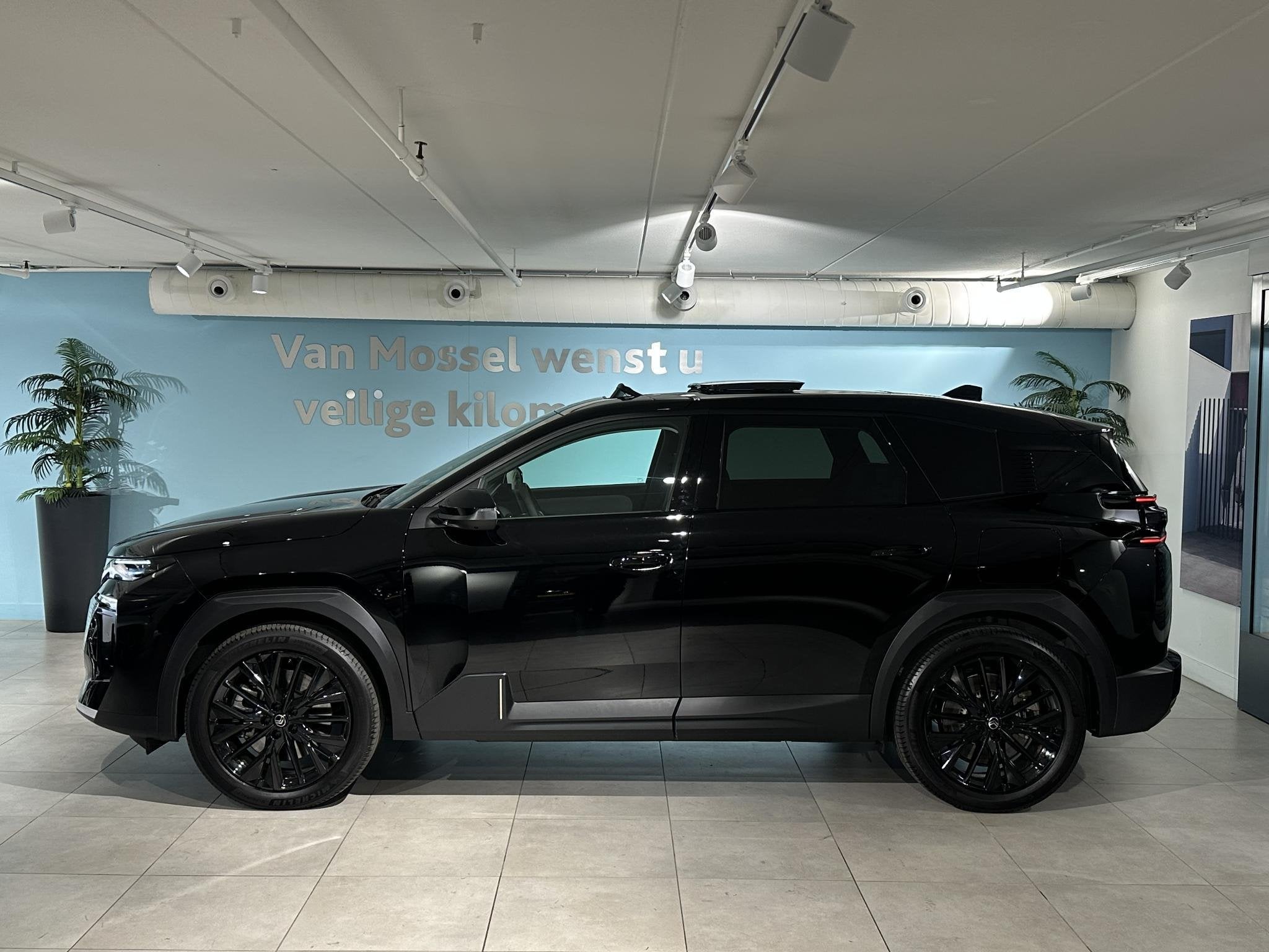 Citroen ë-C5 Aircross Max Comfort Range 74 kWh | DIRECT LEV, Auto's, 12 maanden, 213 pk, C5 Aircross, Zwart
