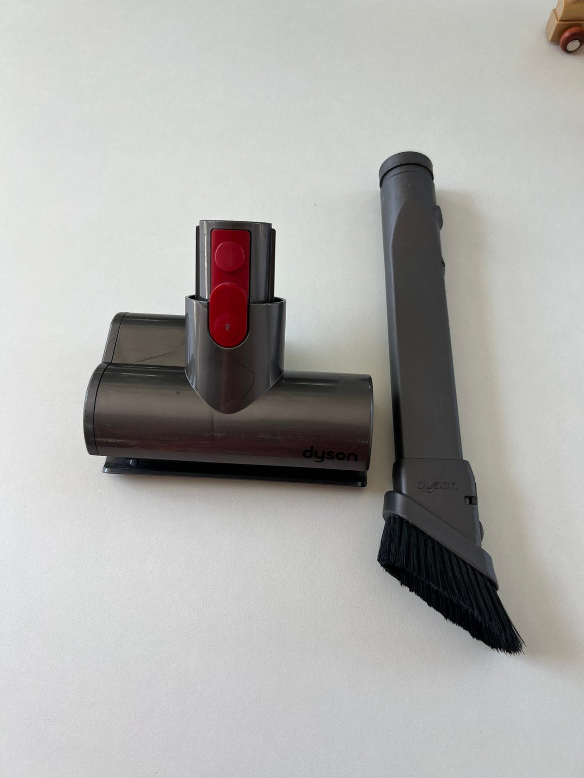 Dyson mini turbo opzetstuk, Witgoed en Apparatuur, Stofzuigers, Ophalen, Zo goed als nieuw