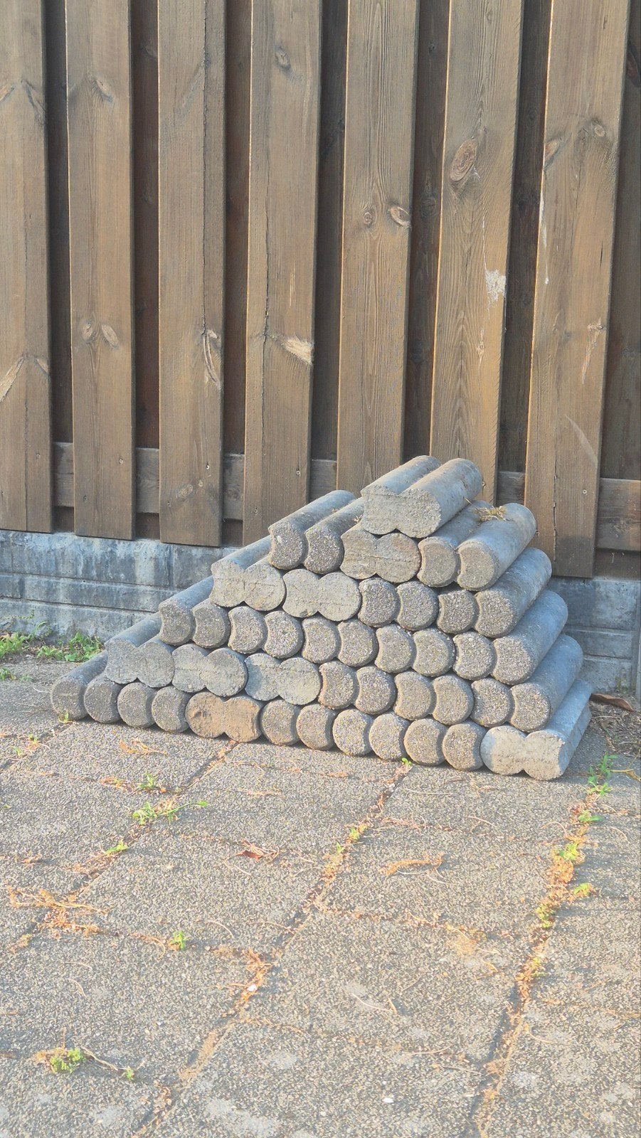 Gratis af te halen: Duo palissadebanden voor tuin, Tuin en Terras, Bielzen en Borders, Ophalen, Gebruikt, 25 tot 50 cm, 200 cm of meer