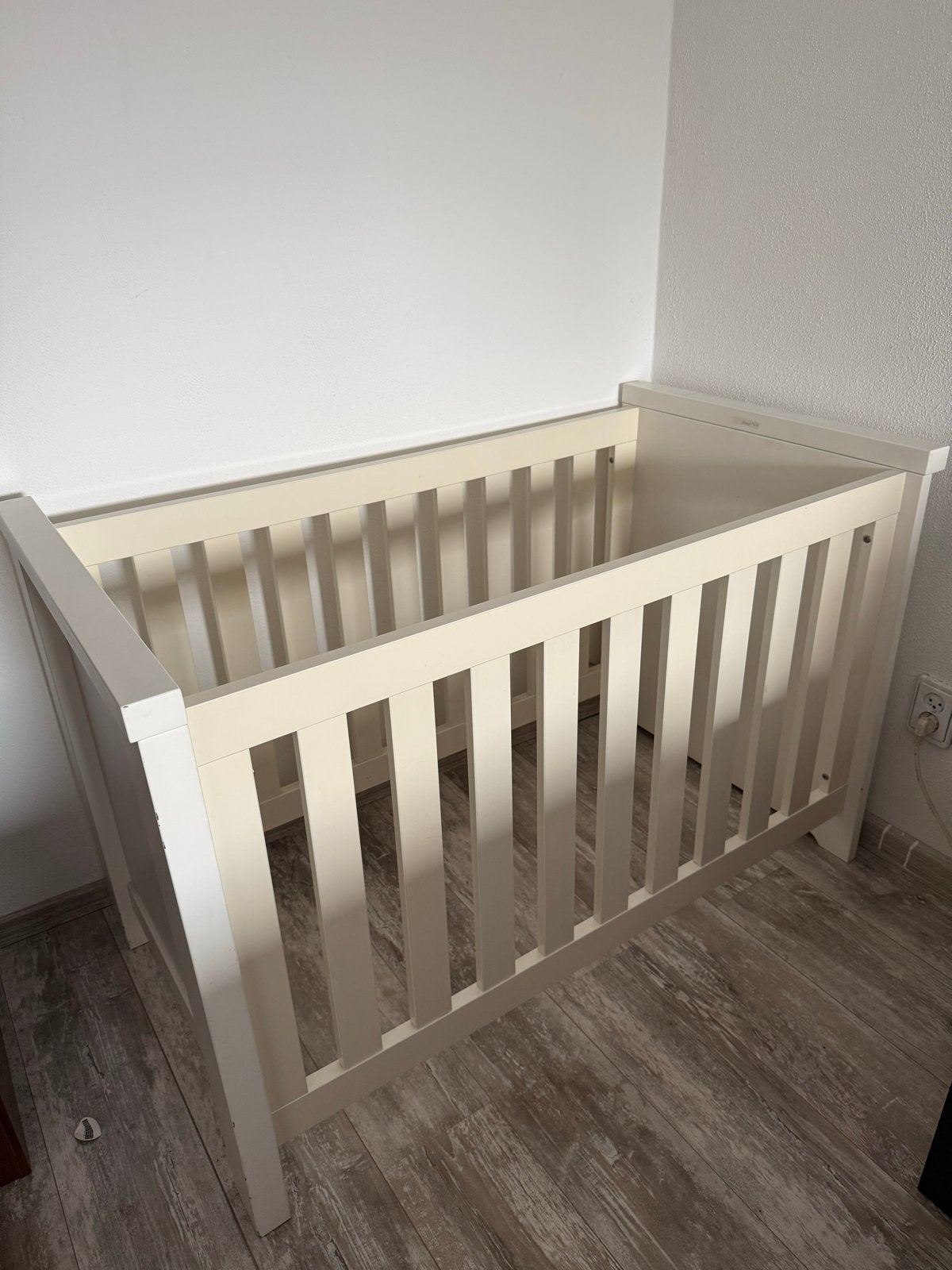 Robuust crème babybedje inclusief matras, Ophalen, Gebruikt, Minder dan 140 cm, Matras
