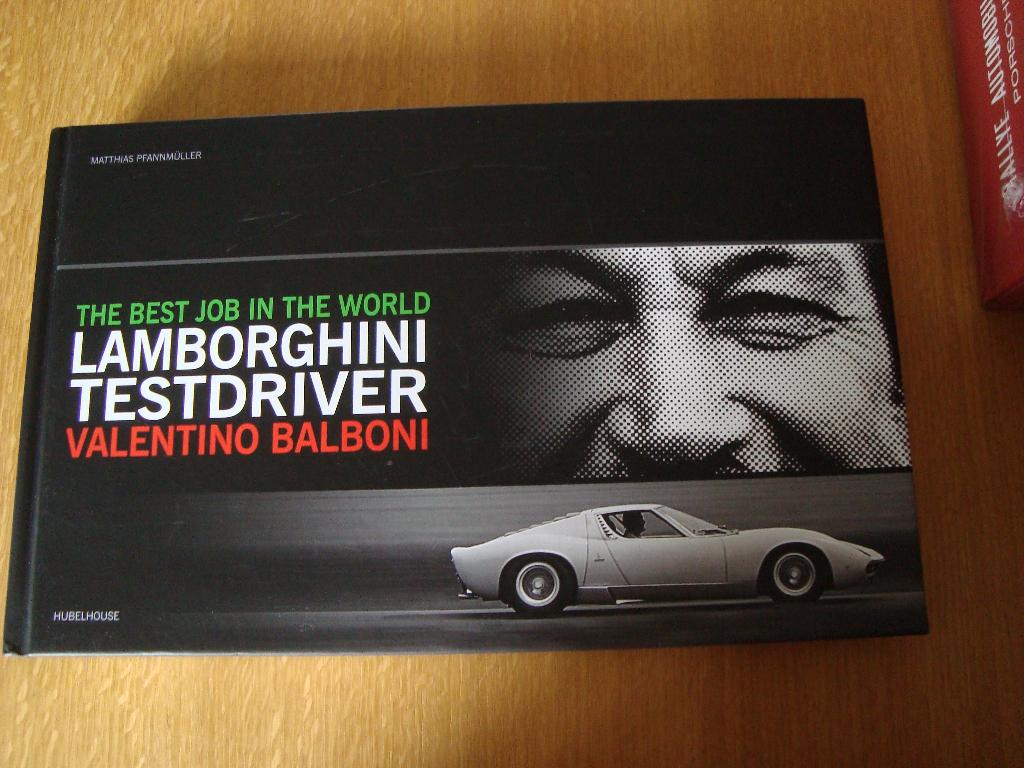The best job in the world Lamborghini testdriver Valentino, Boeken, Ophalen of Verzenden, Nieuw