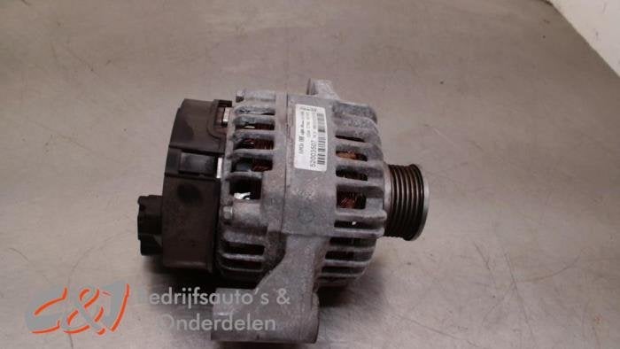 Dynamo van een Opel Combo, Gebruikt, -, -, Opel