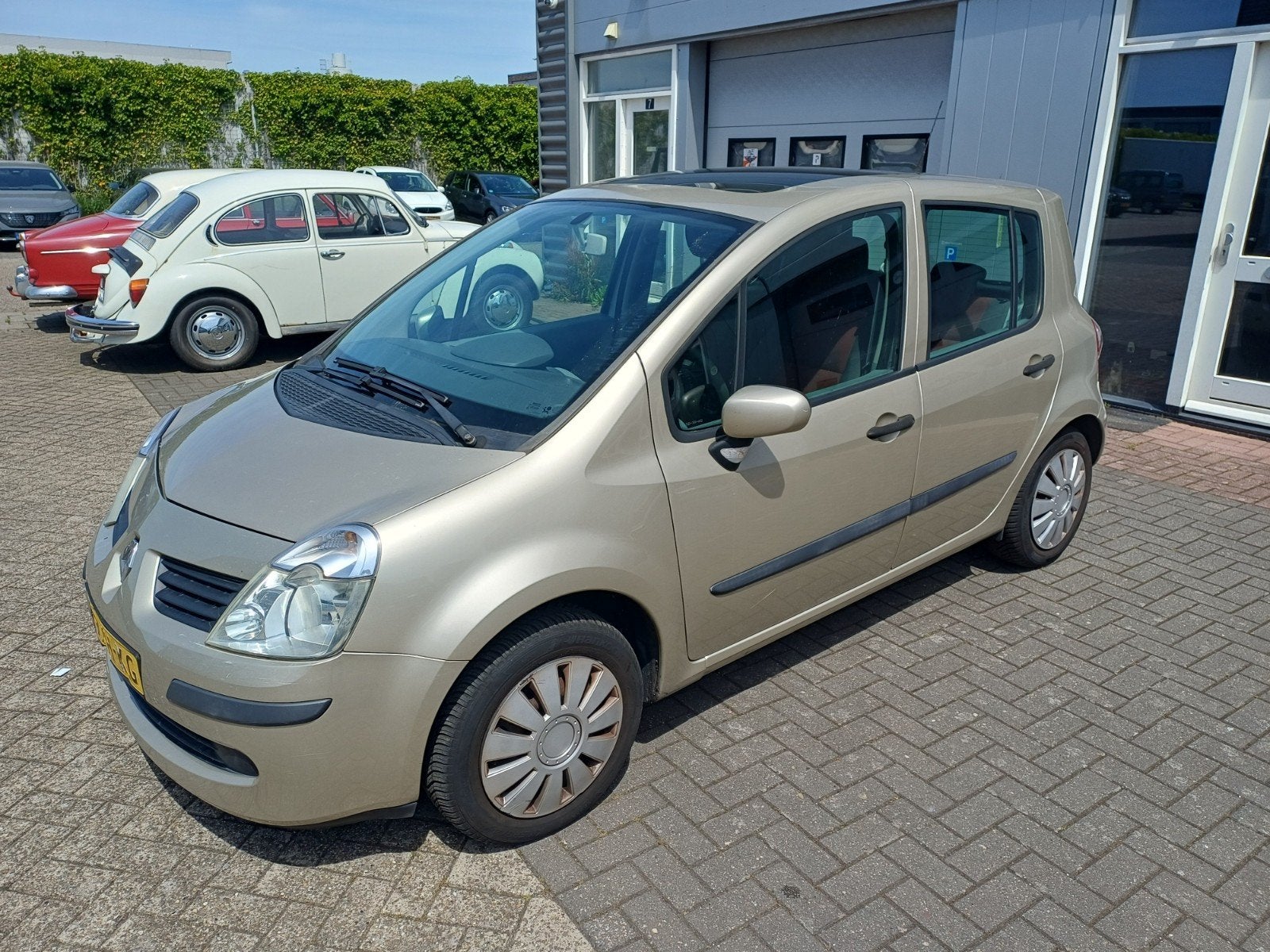 Renault Modus 1.6 16V AUT 2007 Beige, Auto's, 4 cilinders, Beige, Origineel Nederlands, 1180 kg