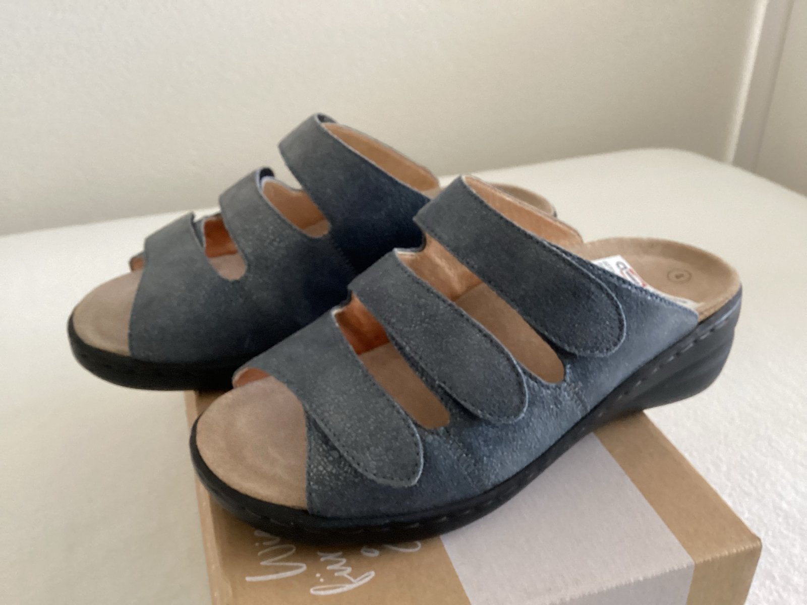 Solidus Serenity Slippers - Maat 37 H, Kleding | Dames, Schoenen, Slippers, Blauw, Ophalen of Verzenden, Gedragen
