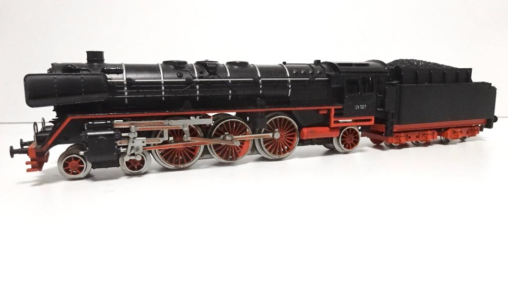 2204 TRIX Express 2 C 1 Schnellzuglok BR 01 - VITRINEMODEL, Hobby en Vrije tijd, Modeltreinen | H0, Trix, Nieuw, Ophalen of Verzenden