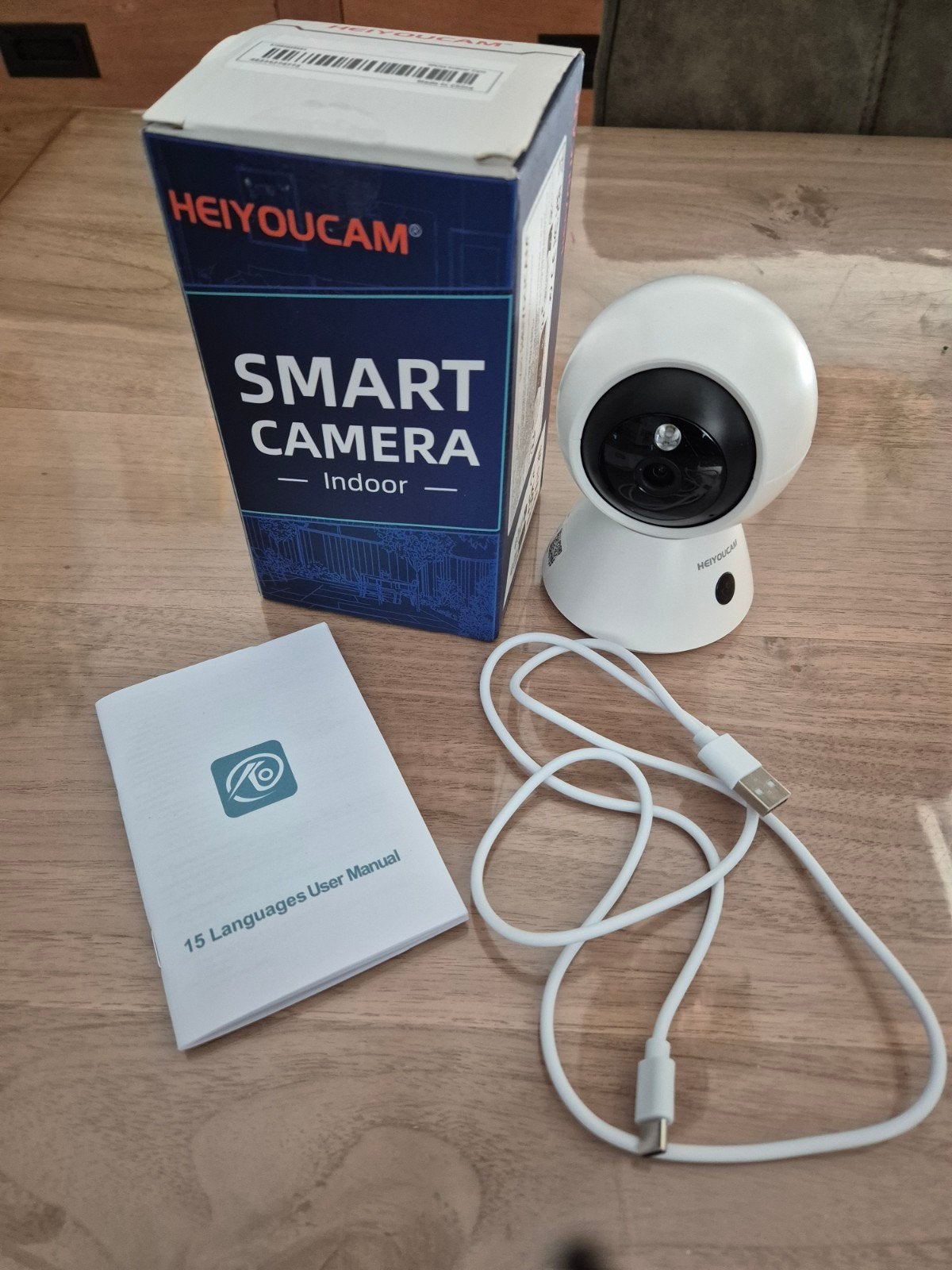 Smart camera indoor / babyfoon / dieren monitor te koop
Is n, Ophalen of Verzenden, Zo goed als nieuw, 250 meter of meer, Camera