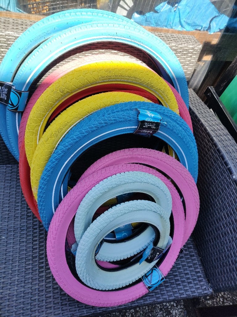 NIEUW fiets buitenbanden voor kinder fiets Merk AMIGO, Ophalen, Nieuw