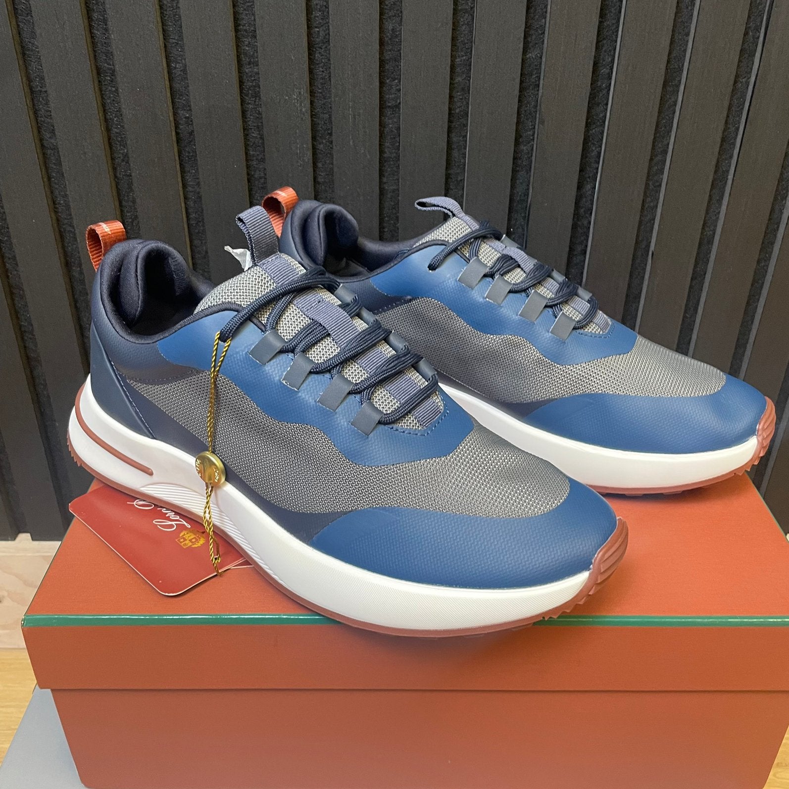 Loro Piana Weekend Walk Blauw - Heren Sneakers, Ophalen of Verzenden, Blauw, Sneakers of Gympen