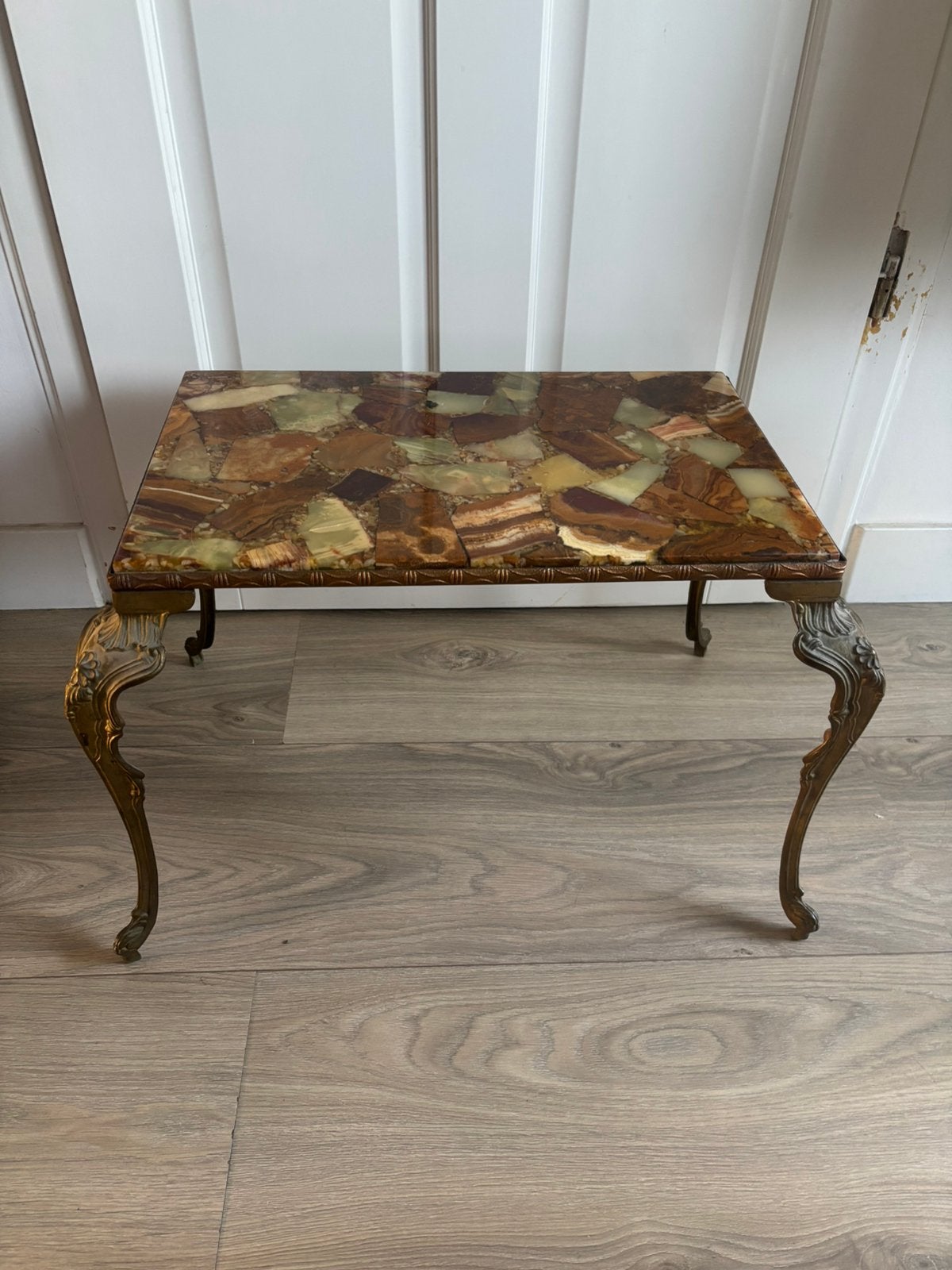 Vintage Bijzettafel Mozaïek Onyx Marmer op sierlijke poten, Huis en Inrichting, Ophalen, Minder dan 45 cm, Minder dan 55 cm, Zo goed als nieuw