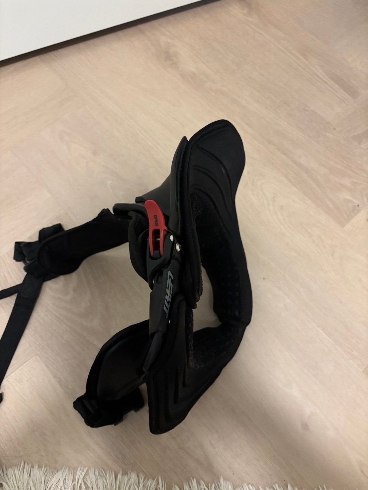 Leatt brace KART Nekbeschermer, Sport en Fitness, Karting, Ophalen of Verzenden, Zo goed als nieuw, Kleding of Schoenen