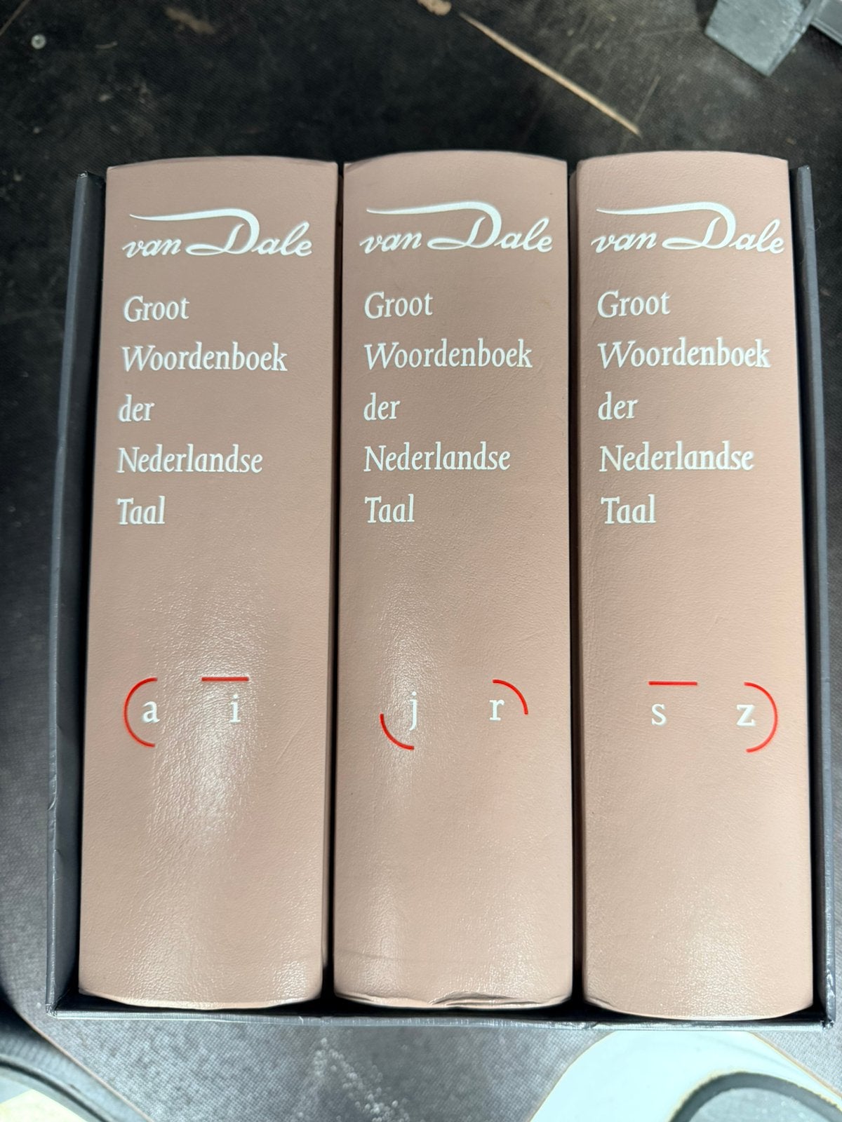 Van Dale. 12de druk., Ophalen, Gelezen, Van Dale, Nederlands