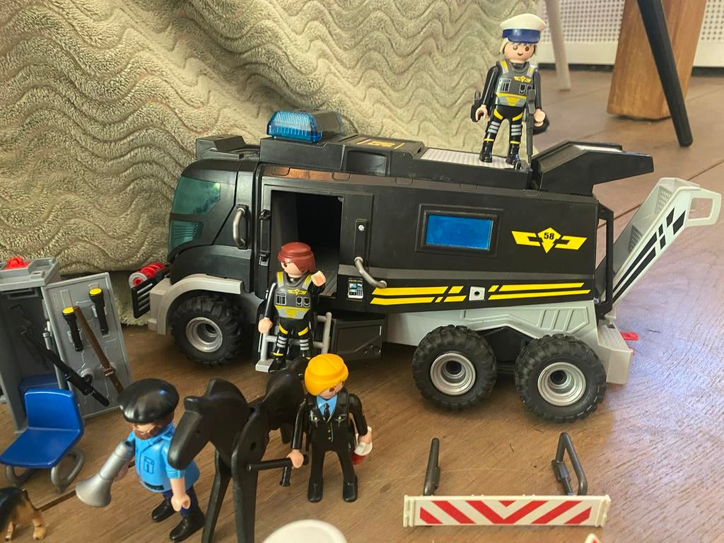 Playmobil Politie Set: ME bus, quad, figuren en accessoires, Ophalen of Verzenden, Gebruikt
