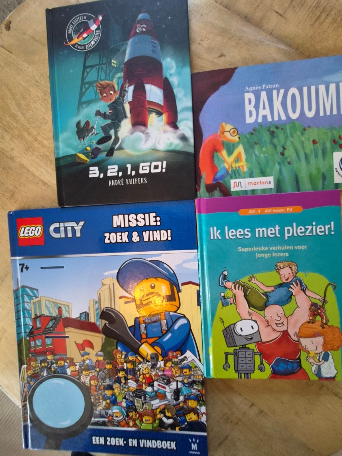 Kinderboeken oa LEGO zoekboek, Ophalen of Verzenden, Gelezen, LEGO, Fictie algemeen