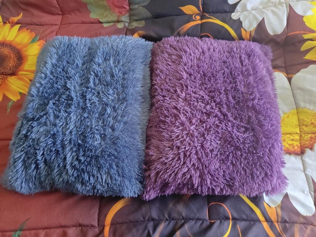 Zachte decoratieve kussens - Blauw & Paars, Ophalen of Verzenden, Zo goed als nieuw, Blauw, Rechthoekig