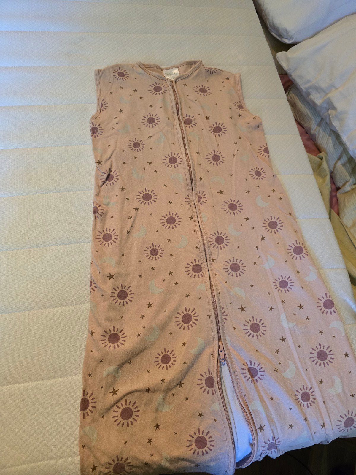 Slaapzakje met zonnetjes en sterren, TOG 0.5, Ophalen, Gebruikt, Roze, Slaapzak