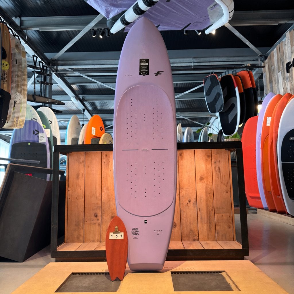 F-ONE Free downwind 2026 6.8ft - (96L), Ophalen of Verzenden, Zo goed als nieuw, Wingsurf-board