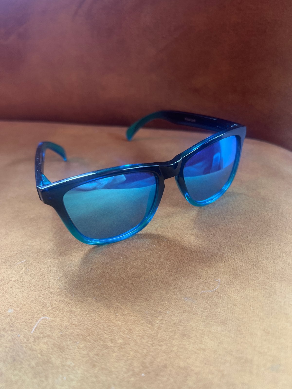 NORTHWEEK Zonnebril met blauw/groene spiegelglazen, Ophalen of Verzenden, Zo goed als nieuw