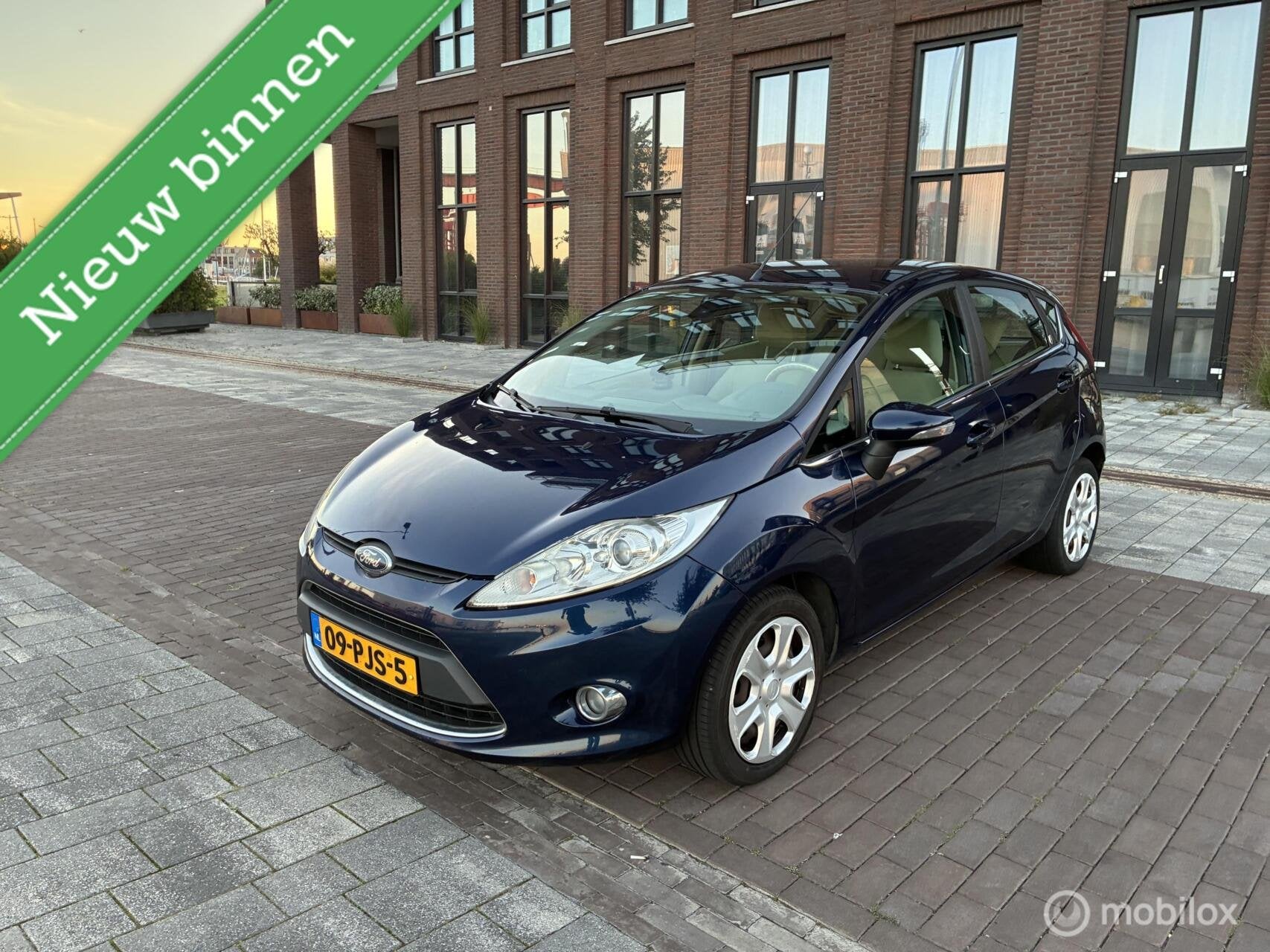 Ford Fiesta 1.25 Ghia Clima Cruise PDC NAP !, Voorwielaandrijving, Euro 5, 1242 cc, Electronic Stability Program (ESP)
