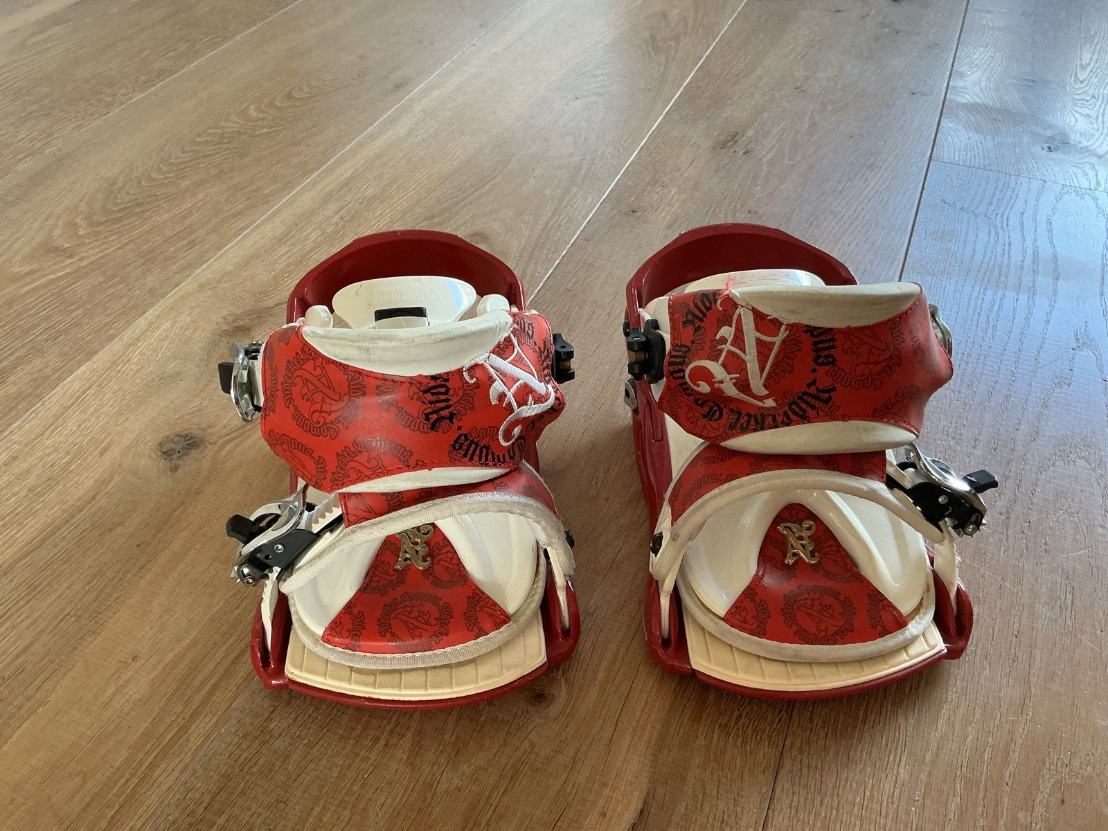 Snowboard bindingen rood/wit - Nidecker Campus, Sport en Fitness, Ophalen, Gebruikt, Bindingen