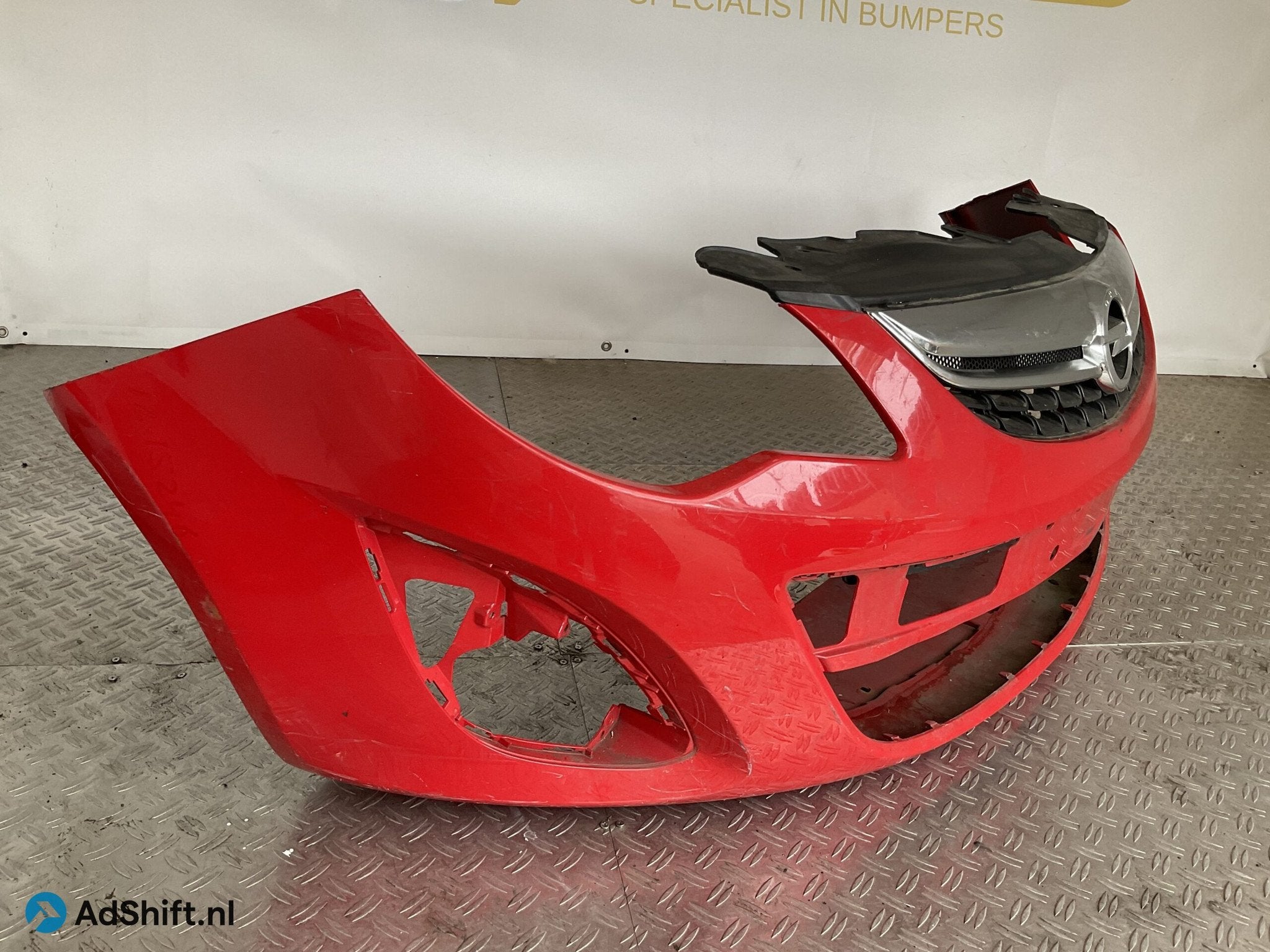 Bumper Opel Corsa D Facelift 2011-2014 Voorbumper i1-9330, Bumper