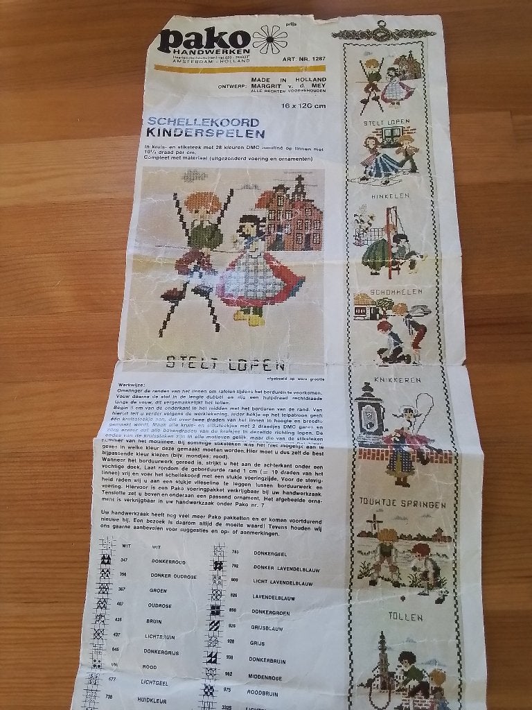Borduurpatroon schellekoord kinderspelen, Hobby en Vrije tijd, Borduren en Borduurmachines, Ophalen of Verzenden, Zo goed als nieuw